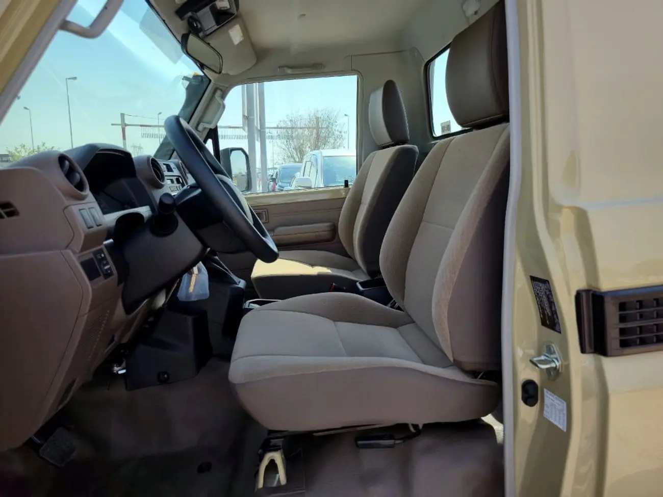 تويوتا لاند كروزر بيك آب 2025 4L