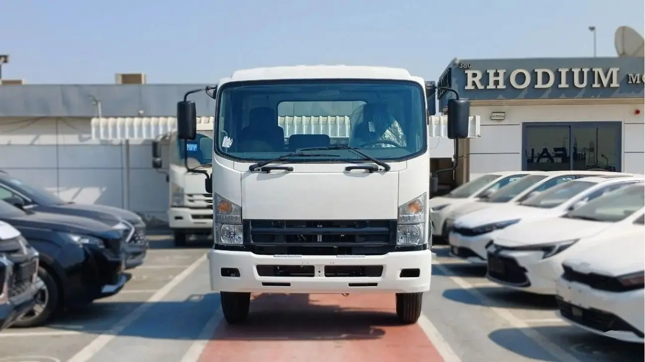 Isuzu NPR 2025 7.8L