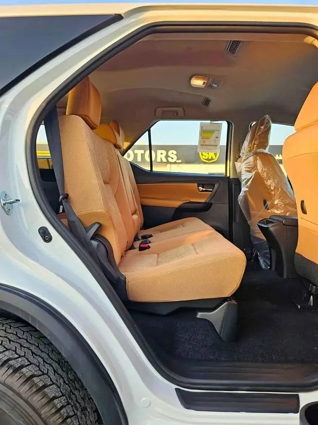 تويوتا فورتونر 2025 2.7L