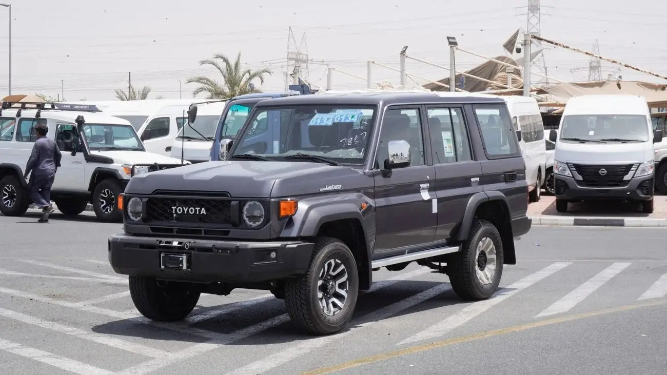 Toyota Land Cruiser 70 2025 4L