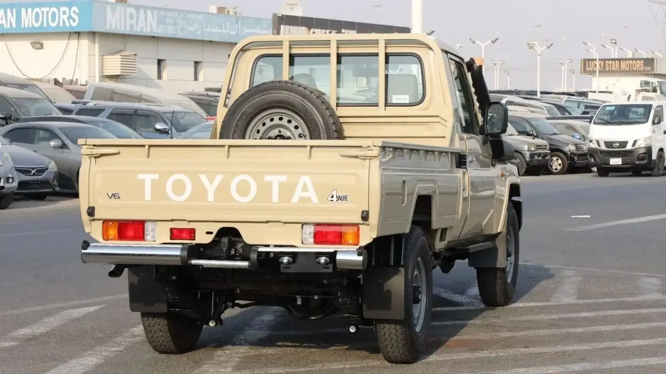 Toyota Land Cruiser Pick Up 2025 4L