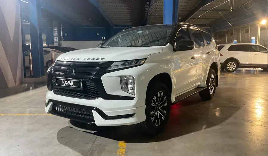 Mitsubishi Montero 2023 3L