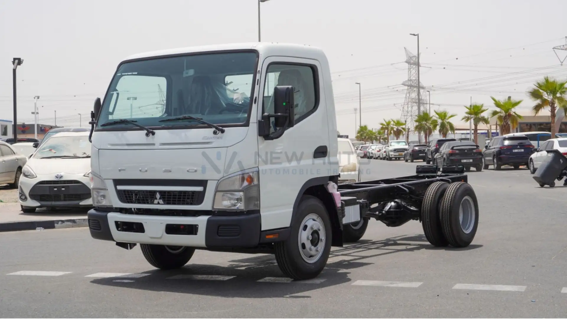 Mitsubishi Canter 2025