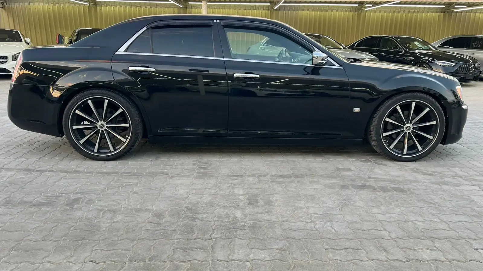 Chrysler 300C 2012 3.6L