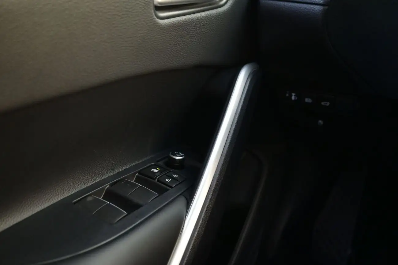 فرونتلاندر 2025 2L