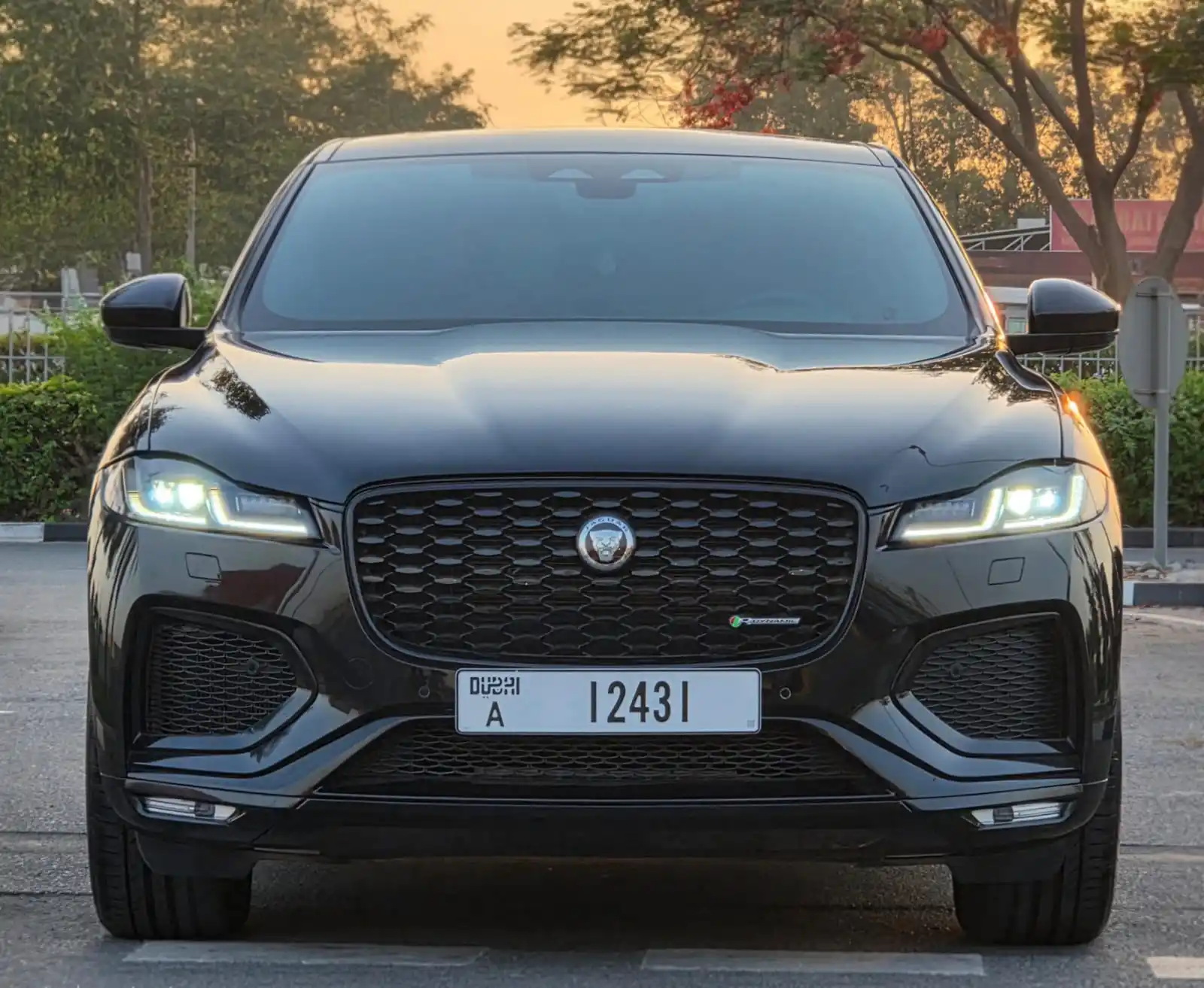 جاكوار F Pace 2022