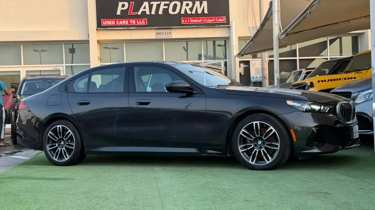 BMW i5 2024