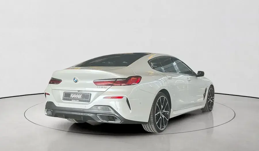BMW M8 Competition Gran Coupe 2022