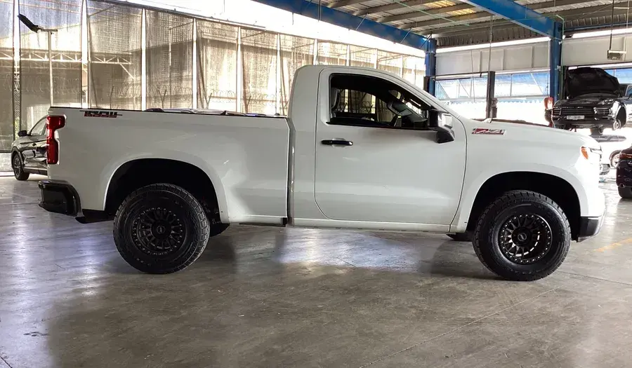 شيفروليه سيلفرادو HD 2023 undefinedL