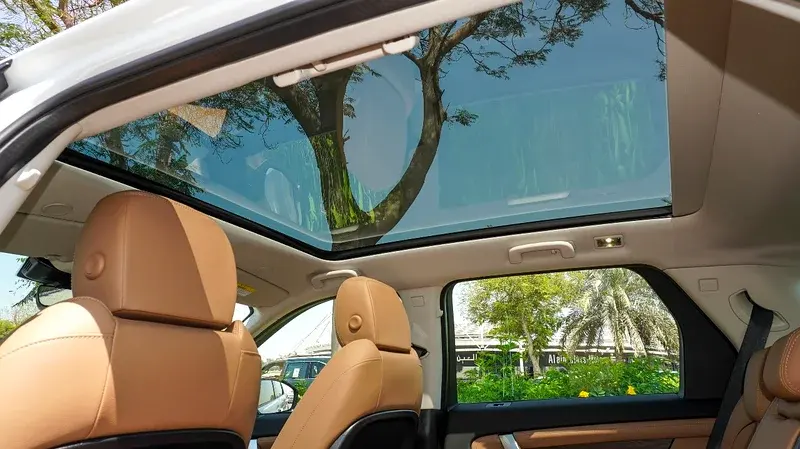 لاند روفر دسكفري سبورت 2025