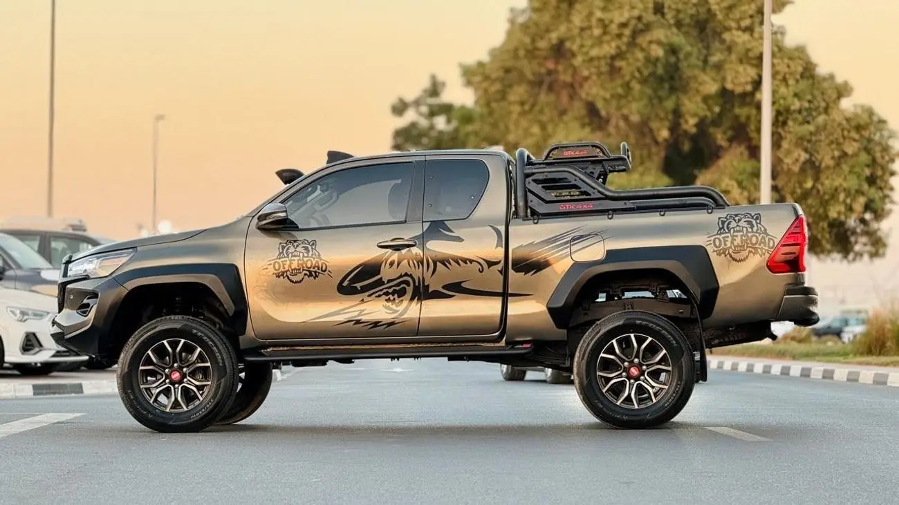 Toyota Hilux 2023 2.8L