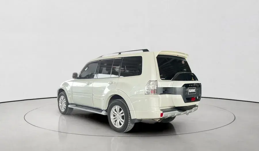Mitsubishi Pajero 2020