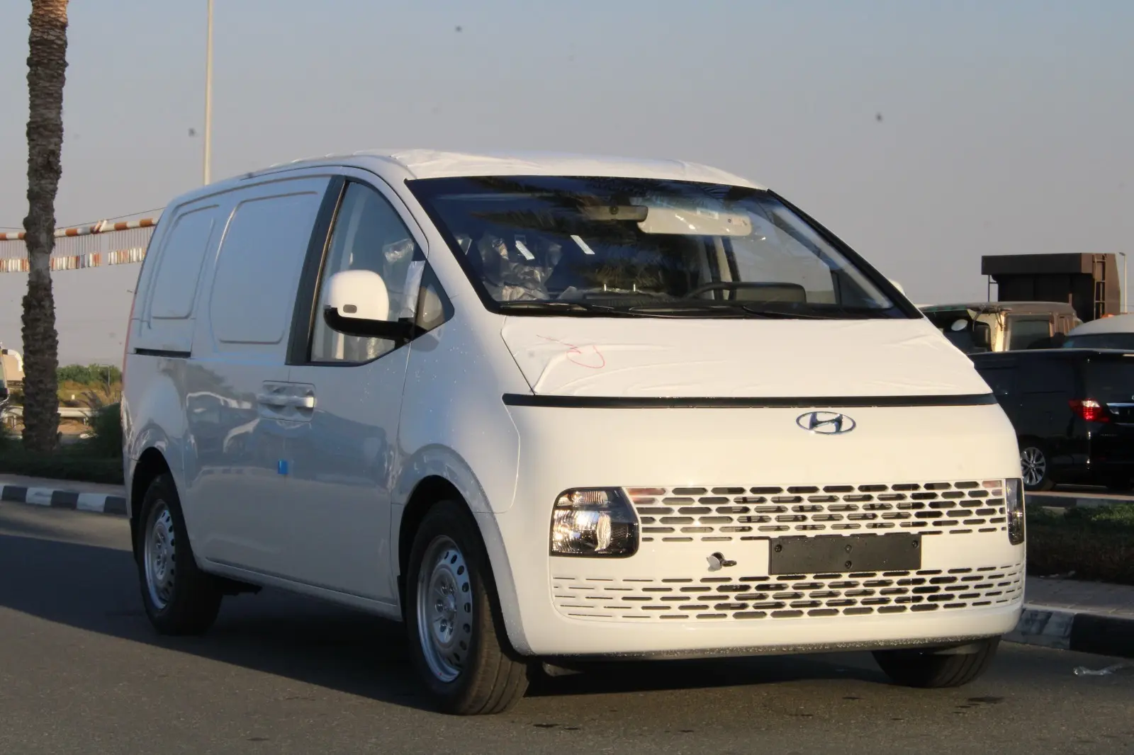 هيونداي ستاريا 2025 3.5L