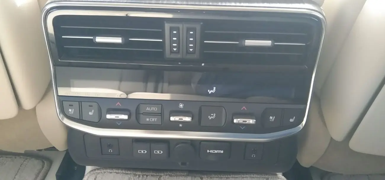 تويوتا لاند كروزر 2025 3.3L