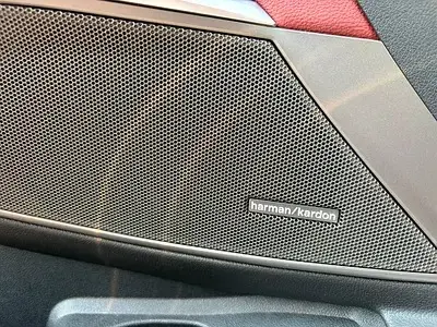 BMW 3 Series 2024 2L