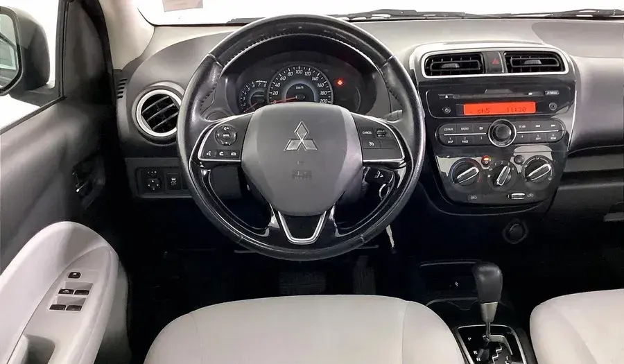 Mitsubishi Attrage 2022