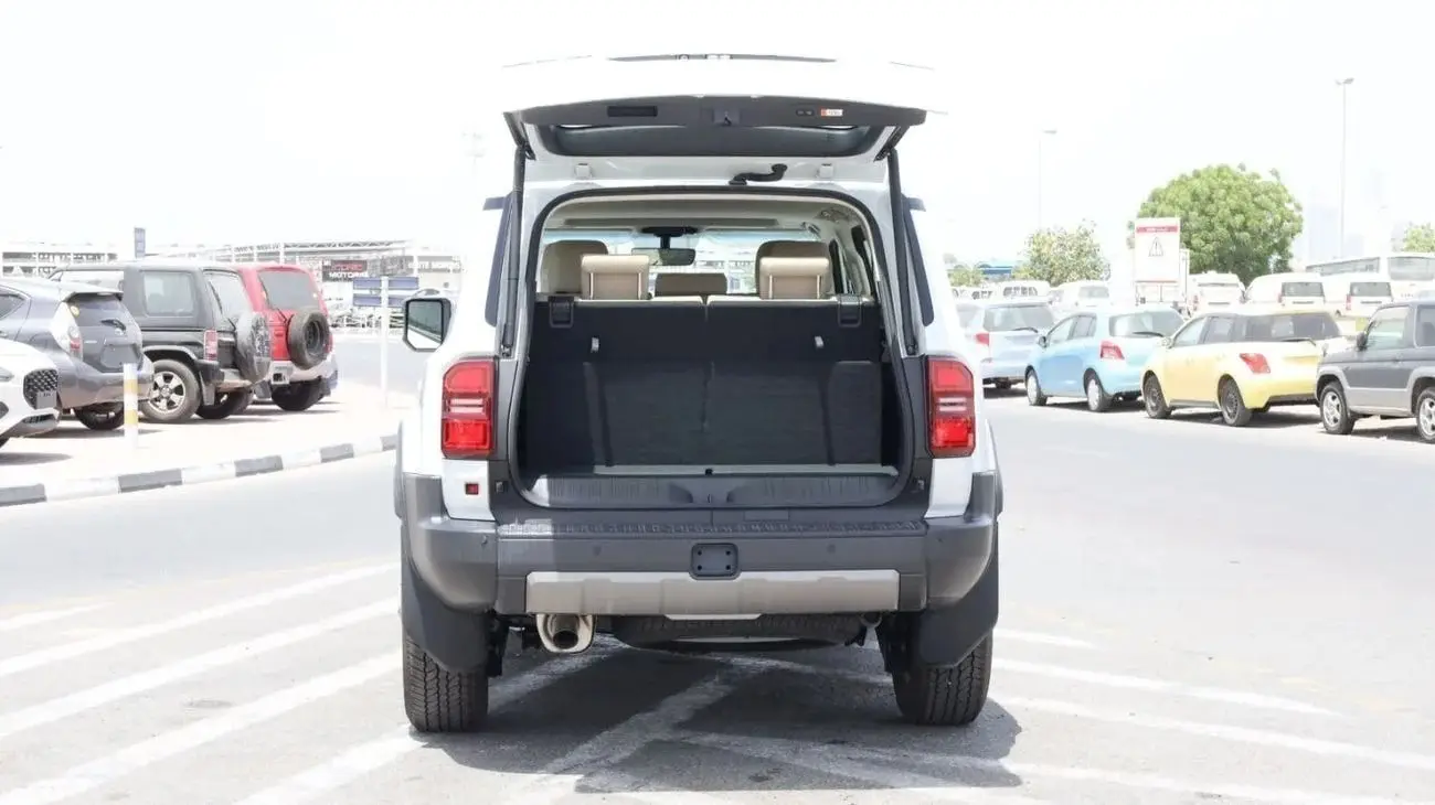 تويوتا برادو 2024 2.4L