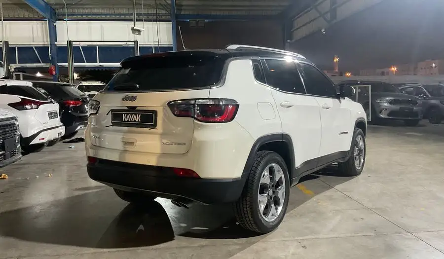 جيب كومباس 2021 2.4L