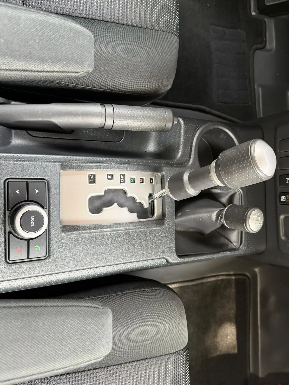 تويوتا اف جي كروزر 2023 4L