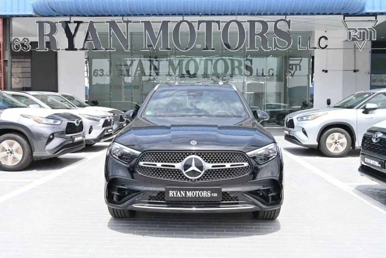 Mercedes Benz GLC Class 2024 2L