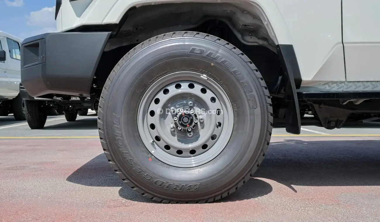 Toyota Land Cruiser 70 2024 4L