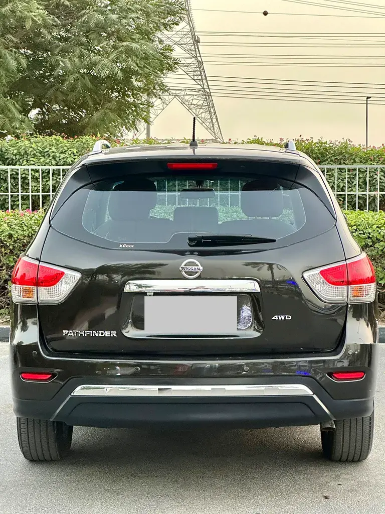 نيسان باثفايندر 2016