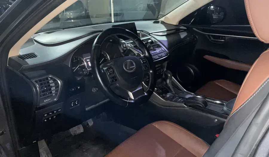 لكزس NX 2017 2.5L