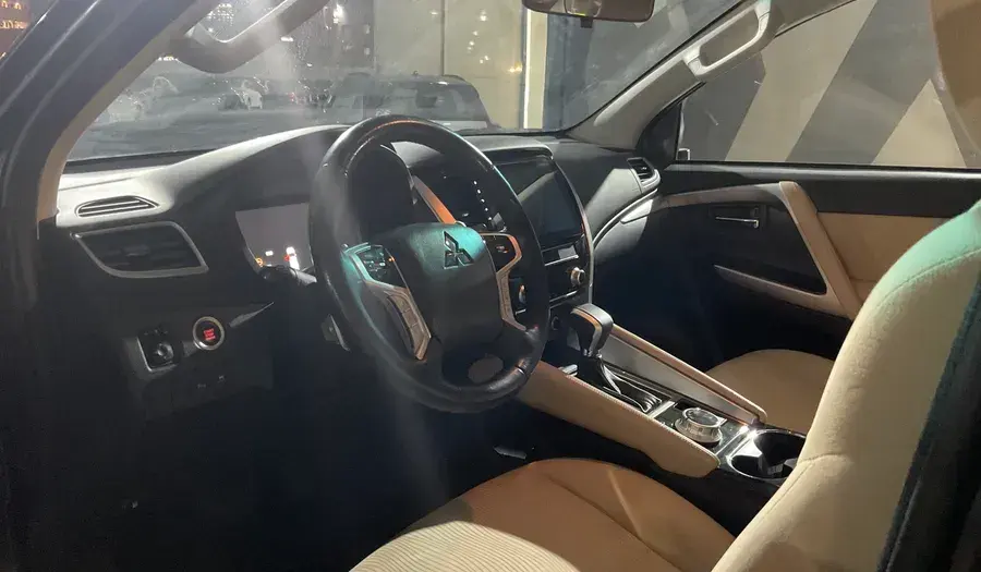 ميتسوبيشي مونتيرو 2020