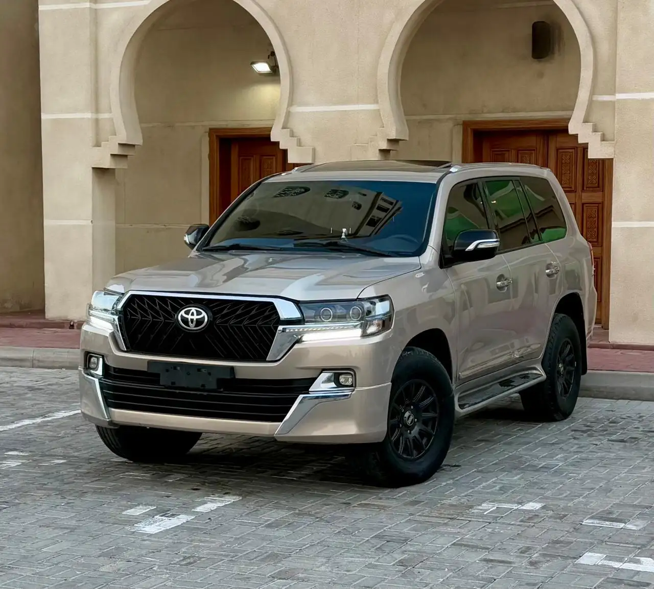 تويوتا لاند كروزر 2021