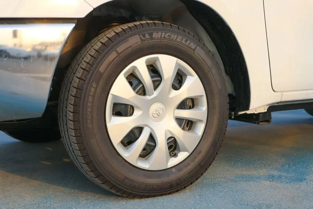 تويوتا هيلوكس 2025 2.7L