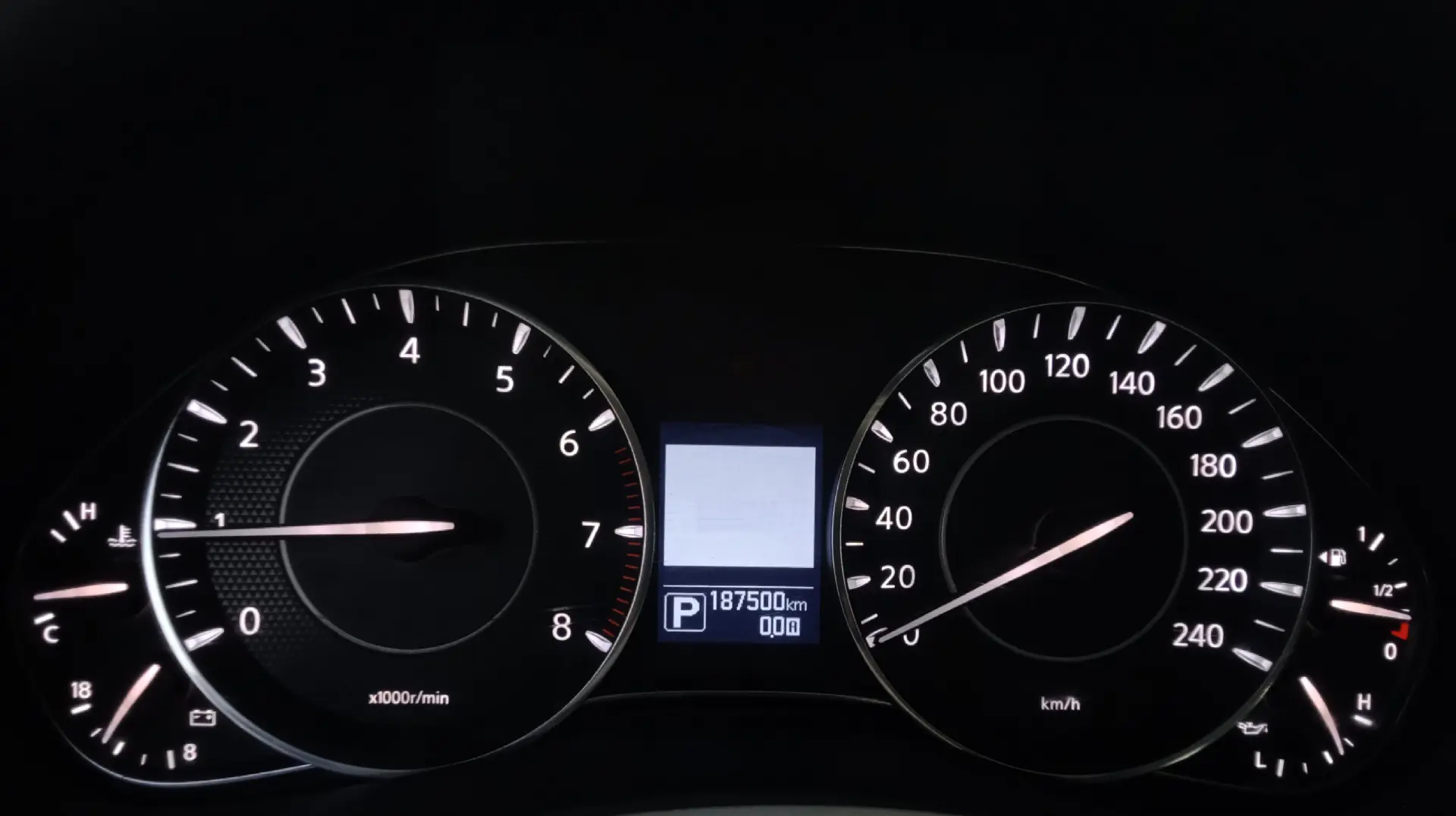 Nissan Patrol 2013 5552L