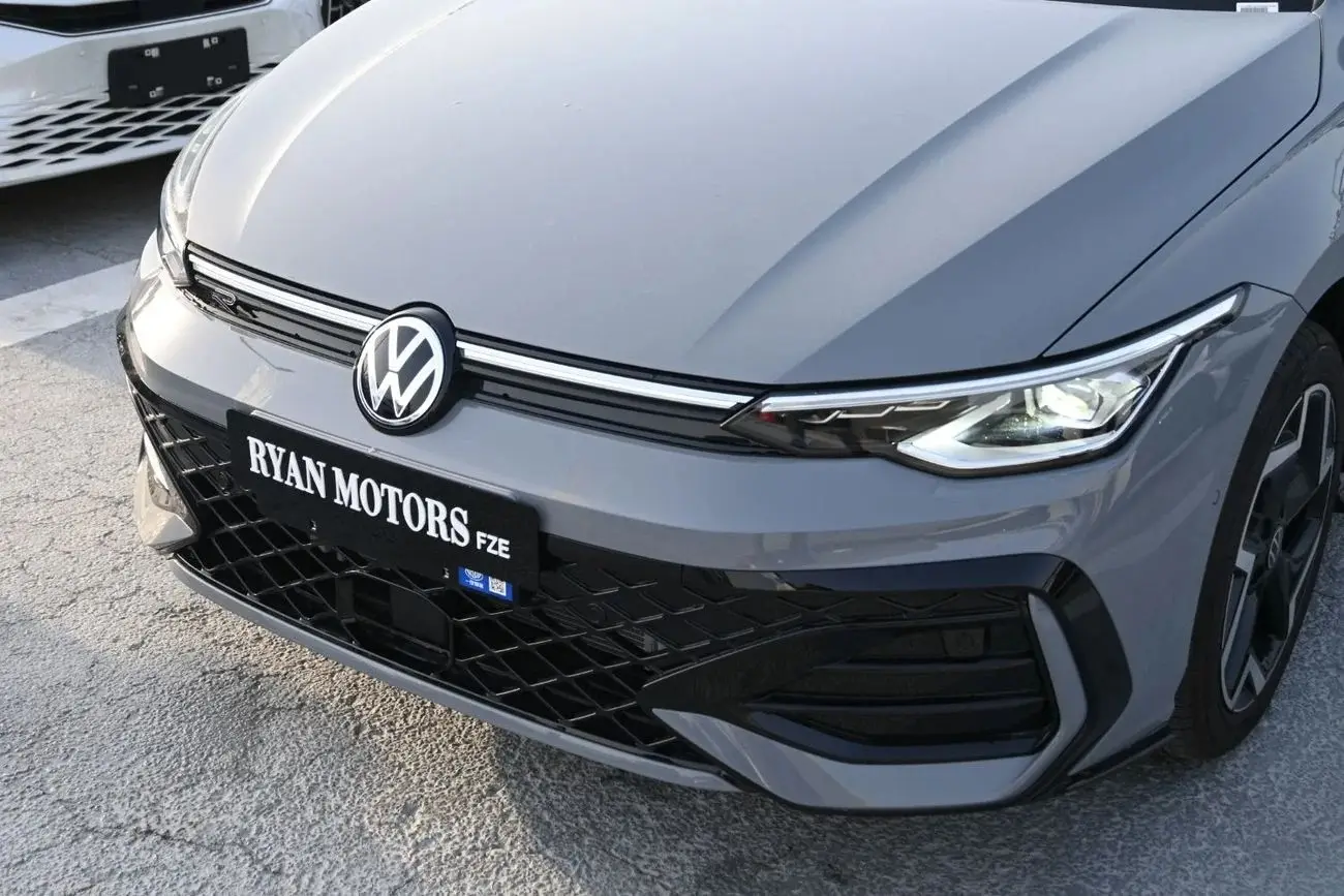 Volkswagen Golf R 2025 1.5L