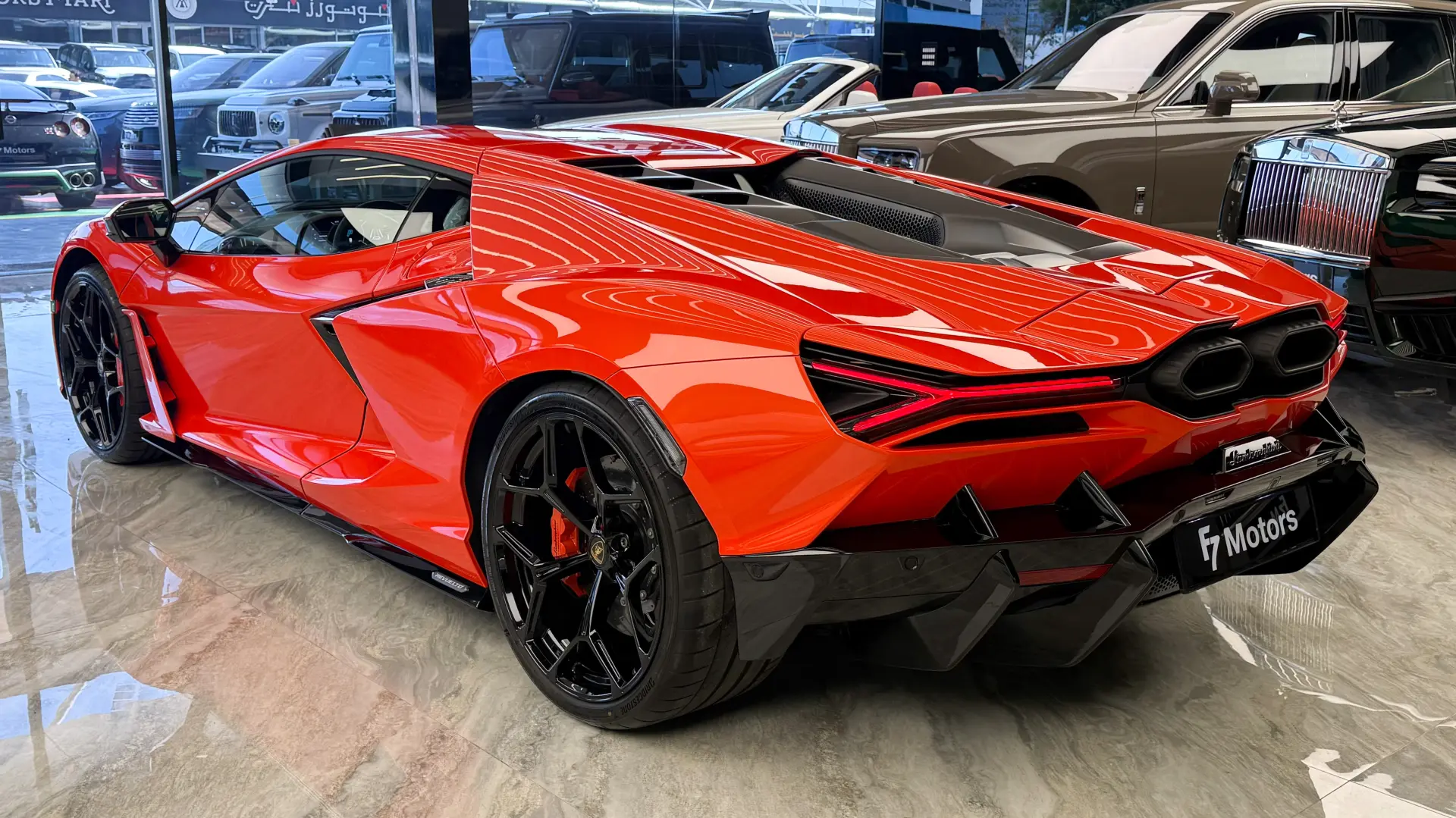 لامبورغيني ريفويلتو 2026 6.5L