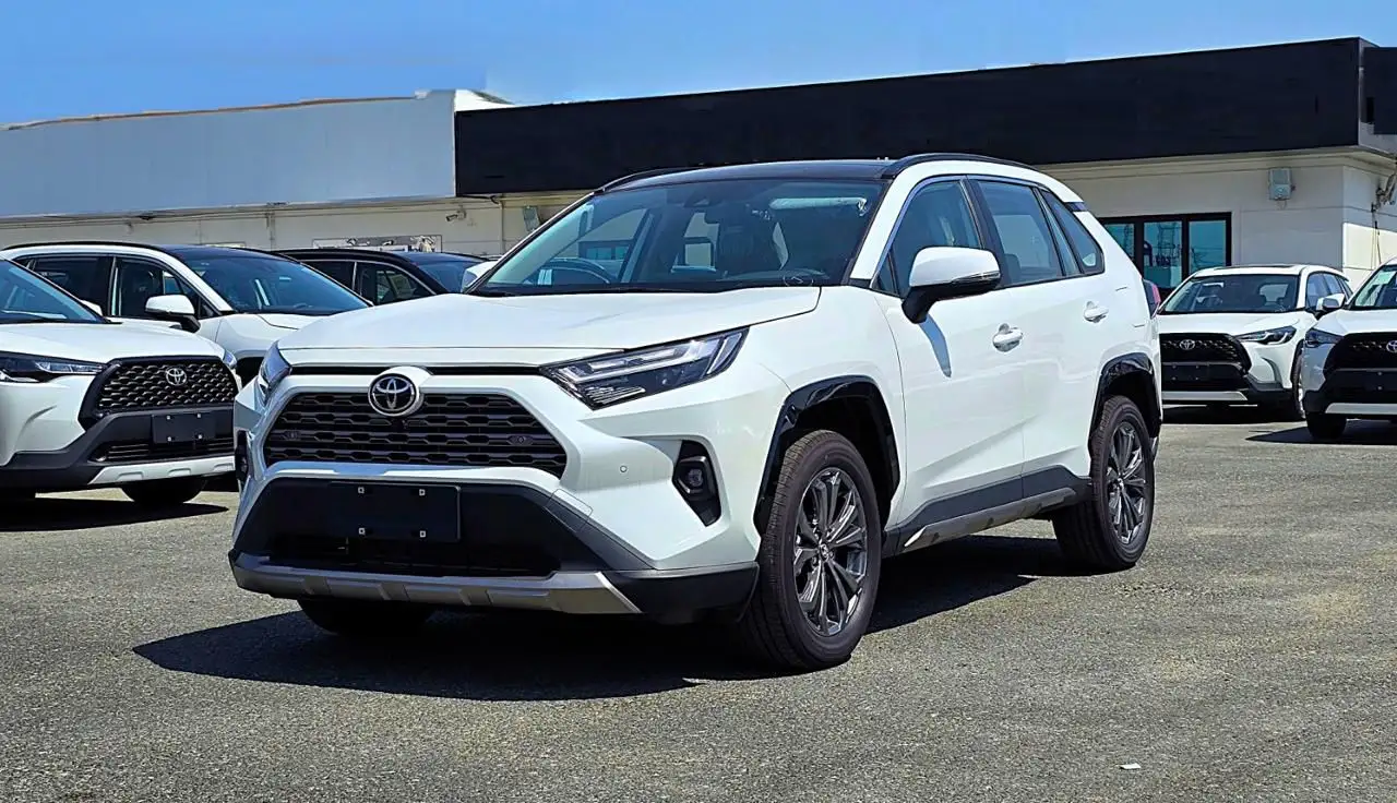 تويوتا راف ٤ 2025