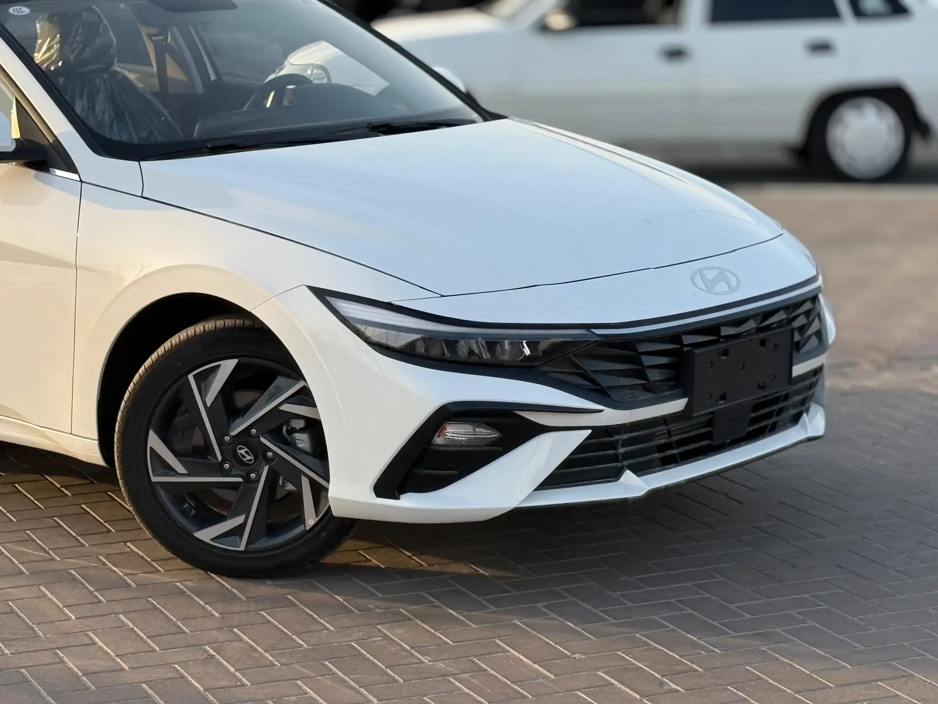 هيونداي إلانترا 2025 1.5L