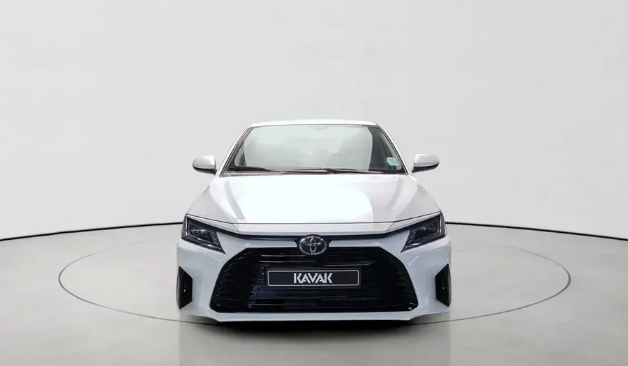 تويوتا يارس سيدان 2024 1.5L