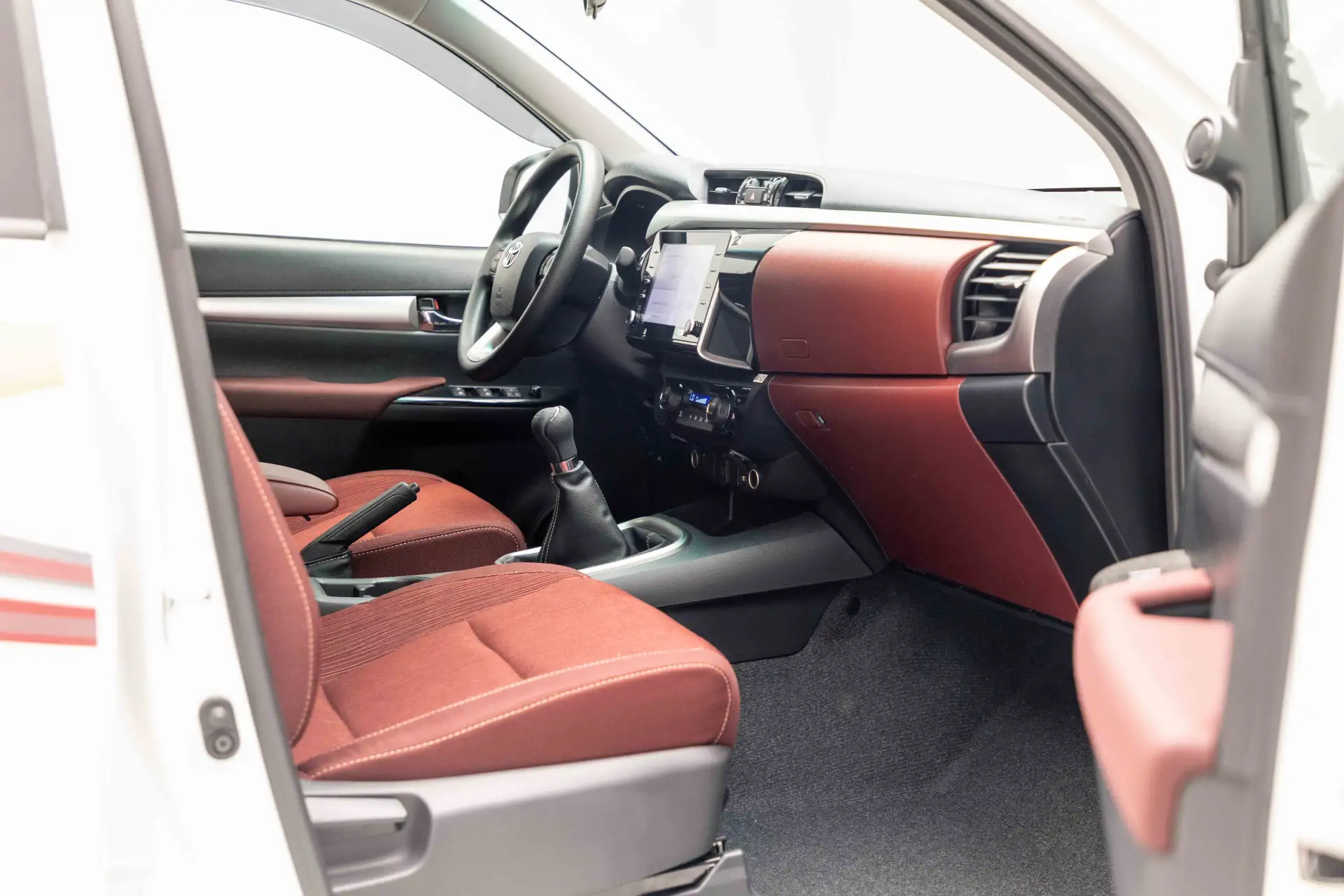 تويوتا هيلوكس 2025 2.7L