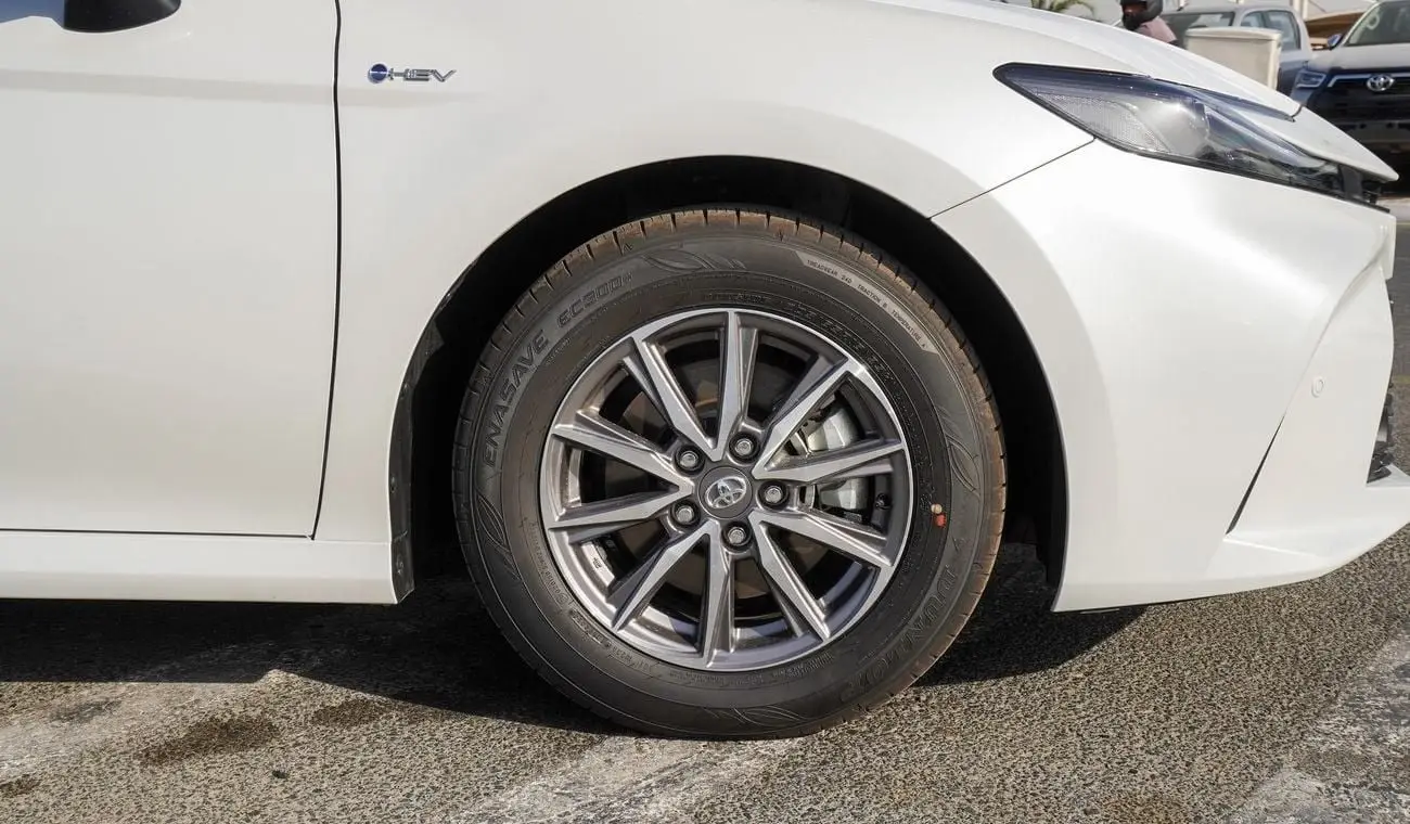 Toyota Camry HEV 2025 2.5L