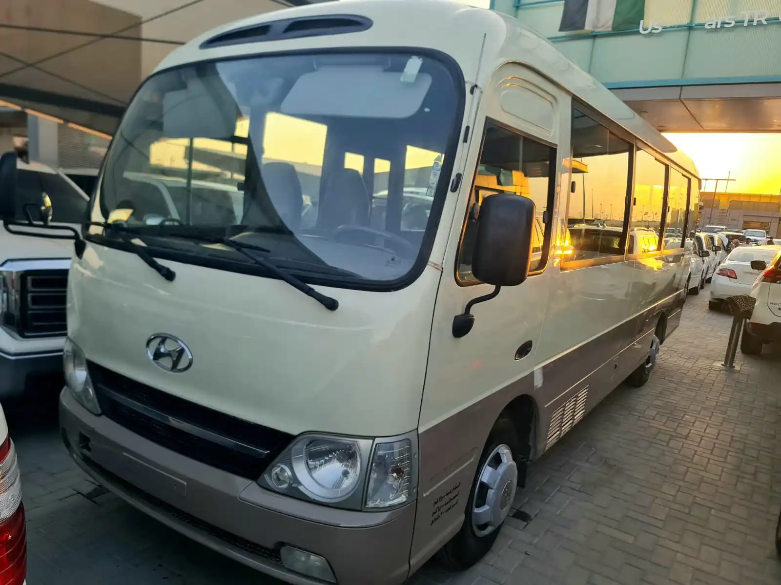 Hyundai County 30-Seater 2013