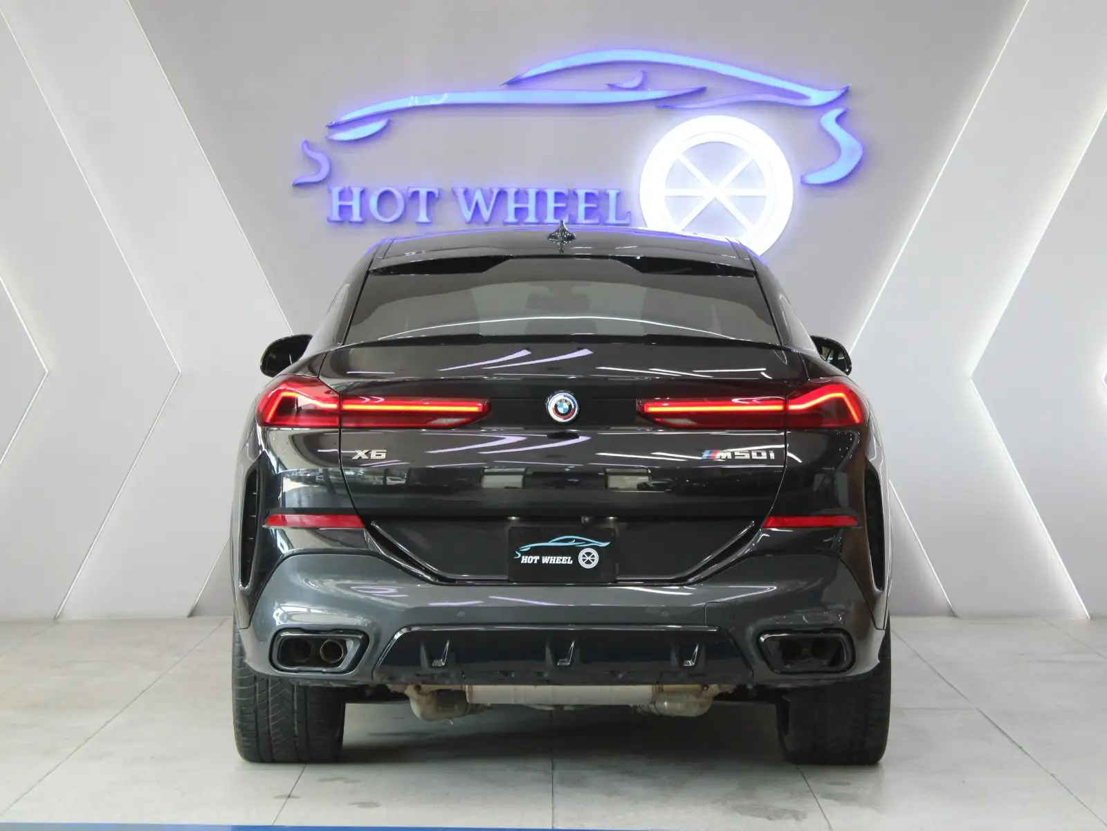 بي أم دبليو X6 2023