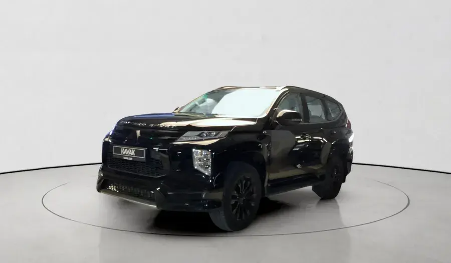 Mitsubishi Montero 2023 3L