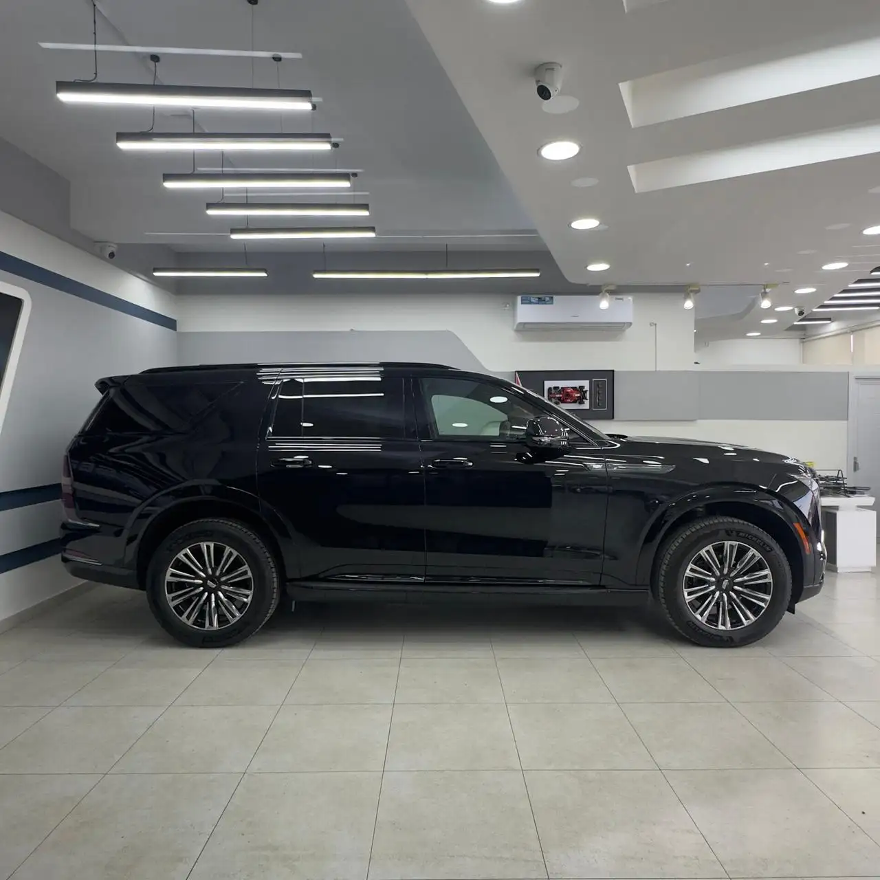 Cadillac Escalade IQ 2026 undefinedL