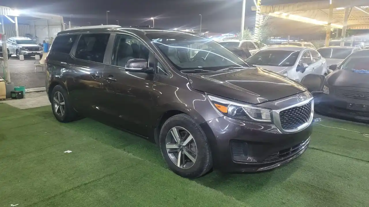 Kia Sedona 2015