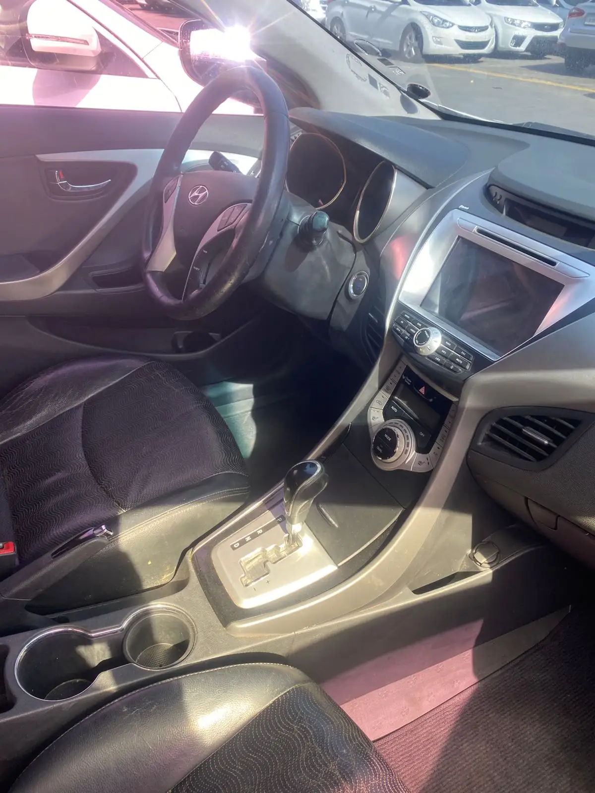 Hyundai Avante 2011 1600L