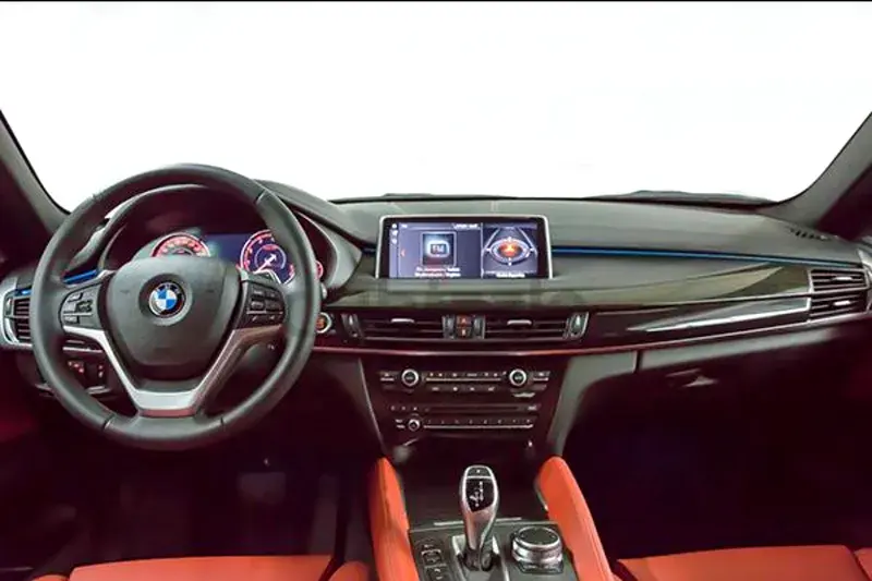 بي أم دبليو X6 2018 4.4T