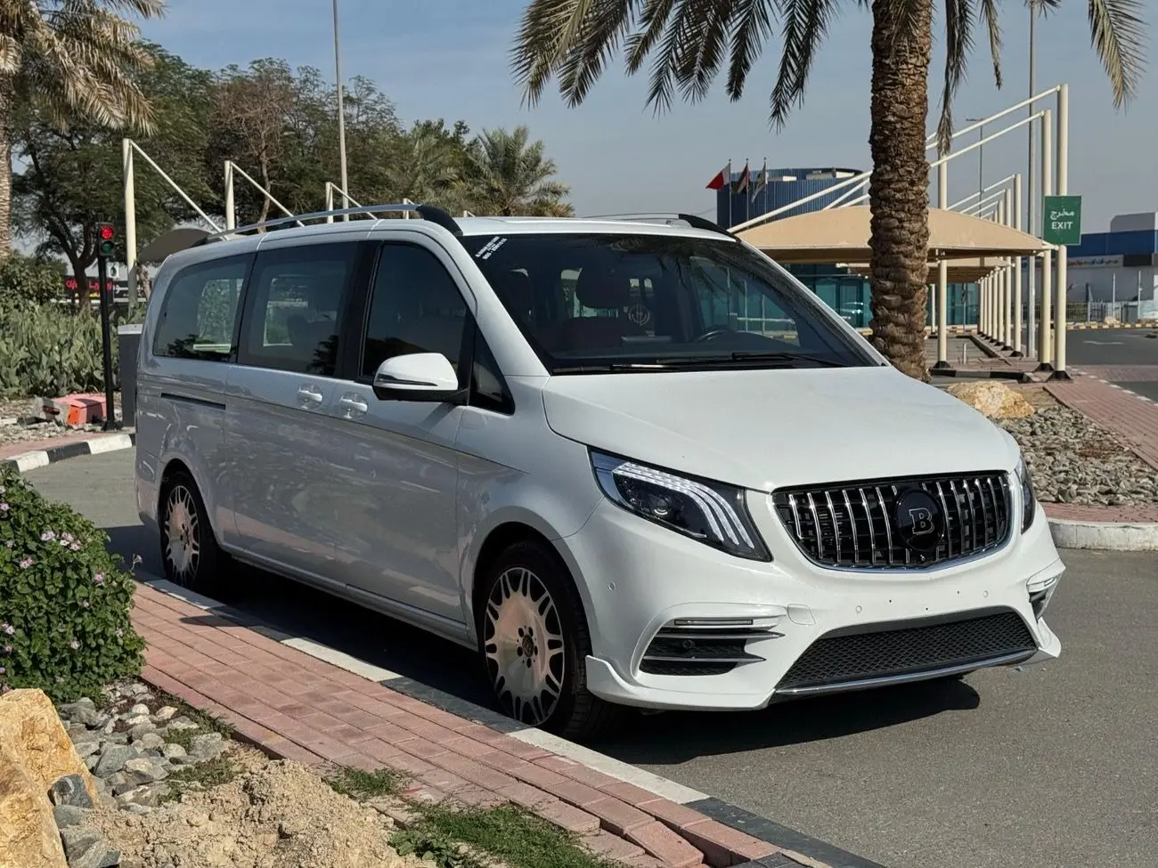 مرسيدس بنز فيانو 2020 3.5L