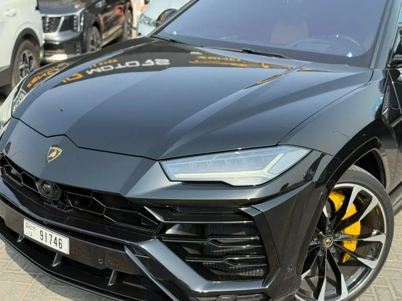 Lamborghini Urus 2021 4L