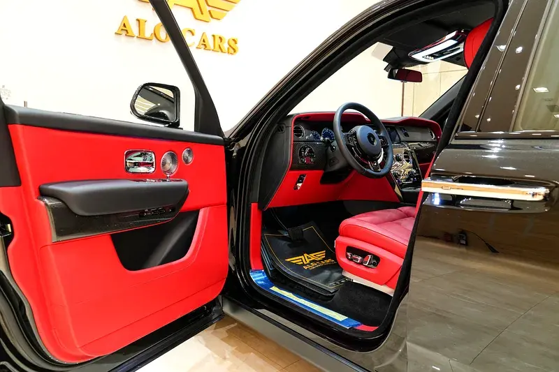 Rolls-Royce Cullinan 2023