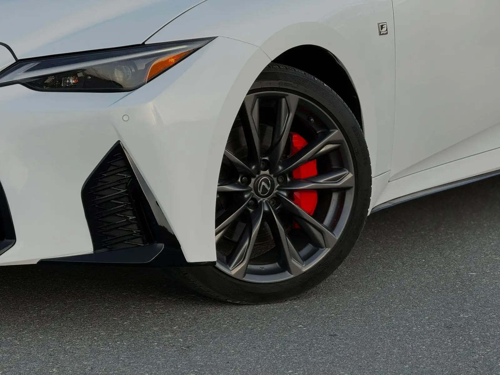 لكزس IS 2022 3.5L