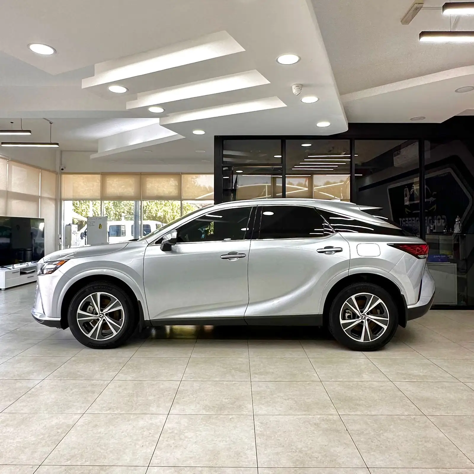 Lexus RX 2025 2.4L